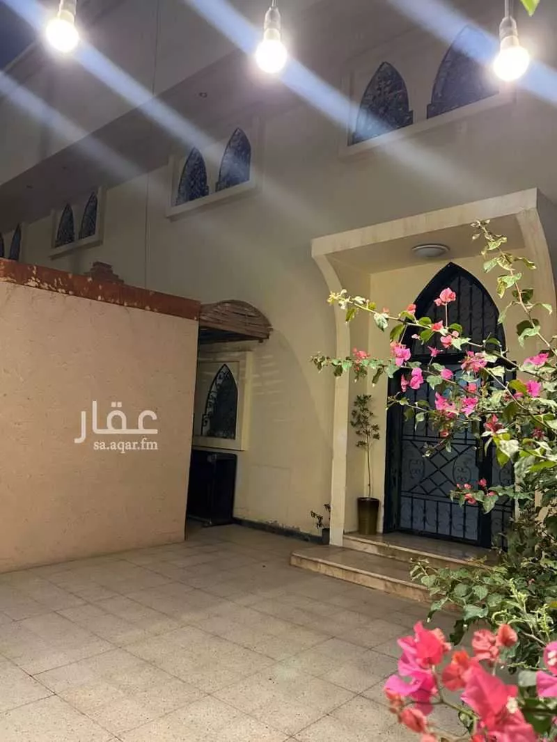 فيلا 7 غرف في النفل 3