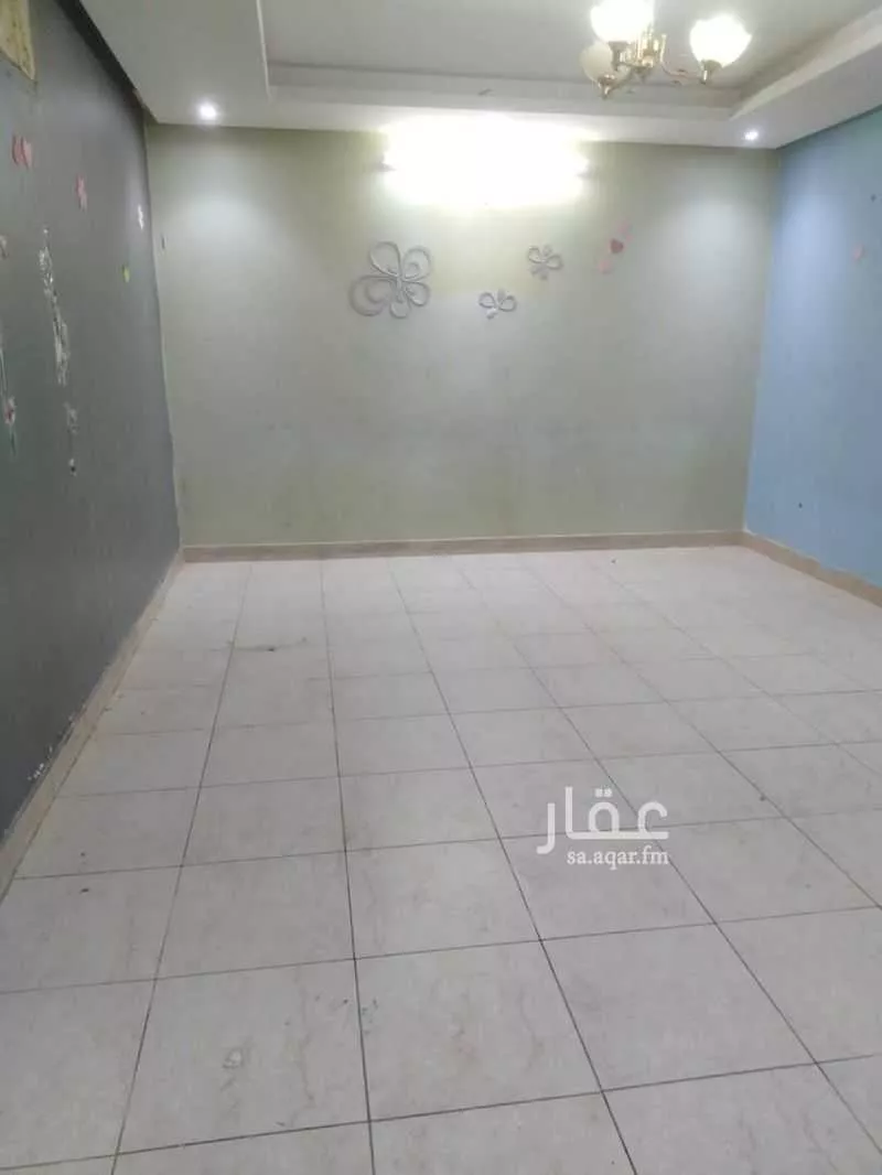 دور 2 غرف في السعادة 5