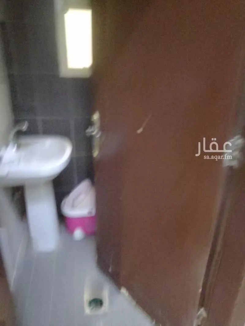 دور 2 غرف في السعادة 6