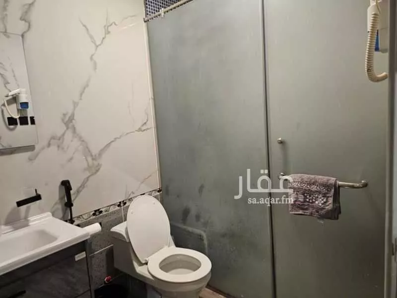 دور 1 غرف في عرقة 14