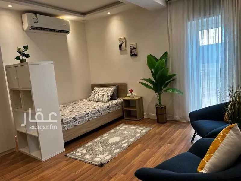 دور 1 غرف في عرقة 17