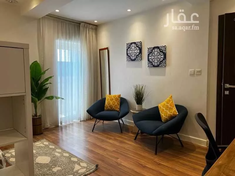 دور 1 غرف في عرقة 18