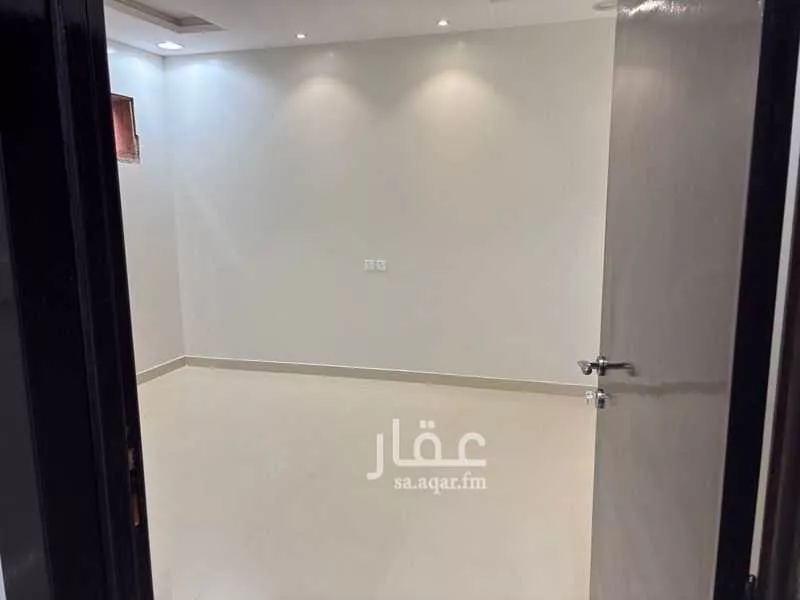 شقة 4 غرف في طويق 10