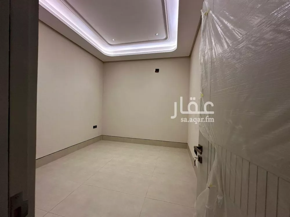 4 bedroom floor in Al Rimal 6