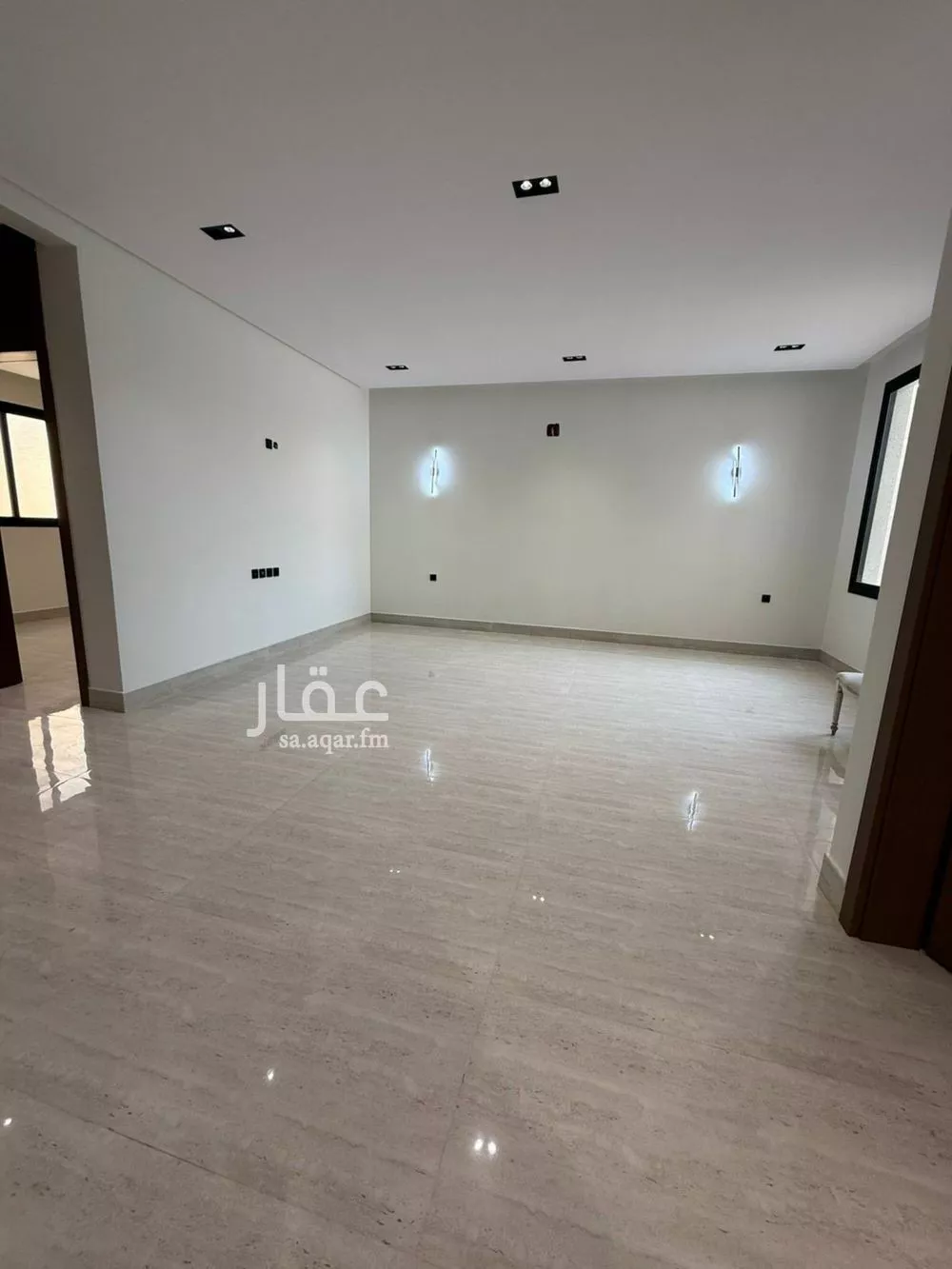 فيلا 8 غرف في طويق 13