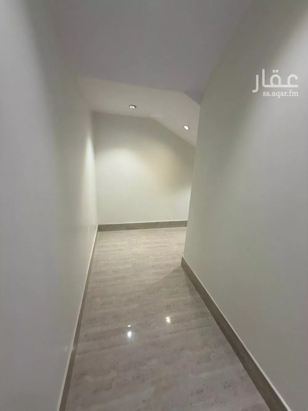 فيلا 8 غرف في طويق 8