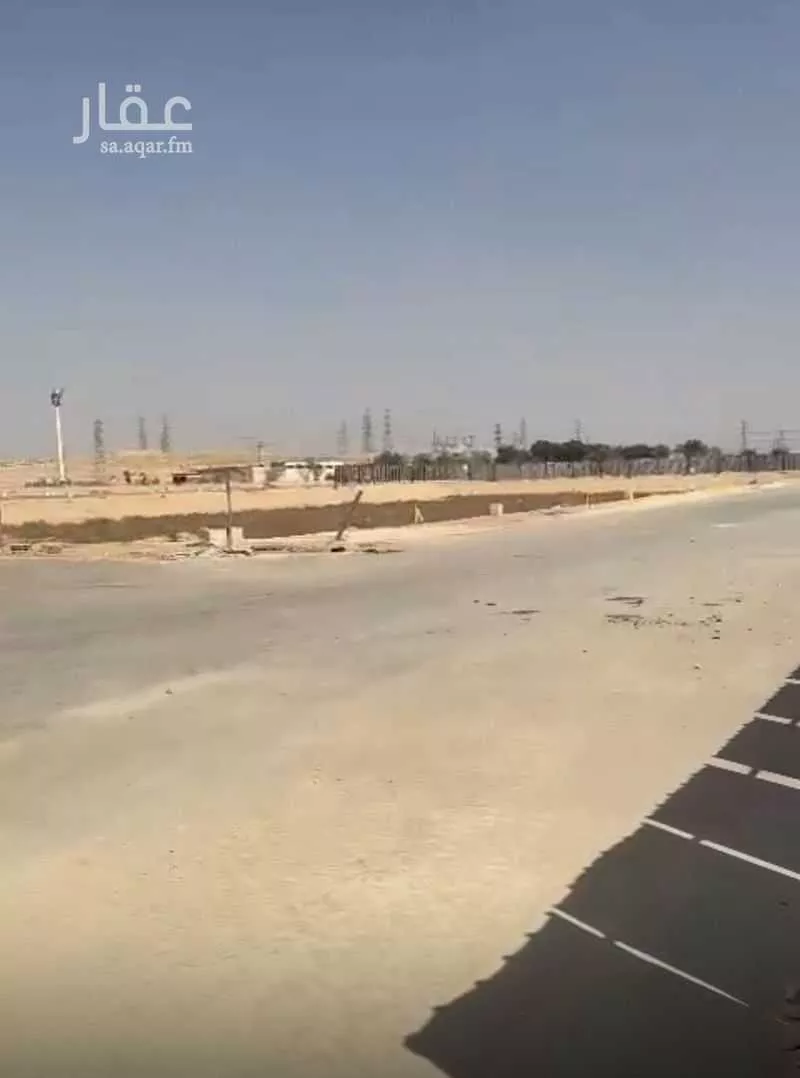 690 sqm land in Al Rimal 3
