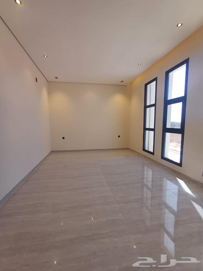 5 bedroom villa in Al Maizilah 5