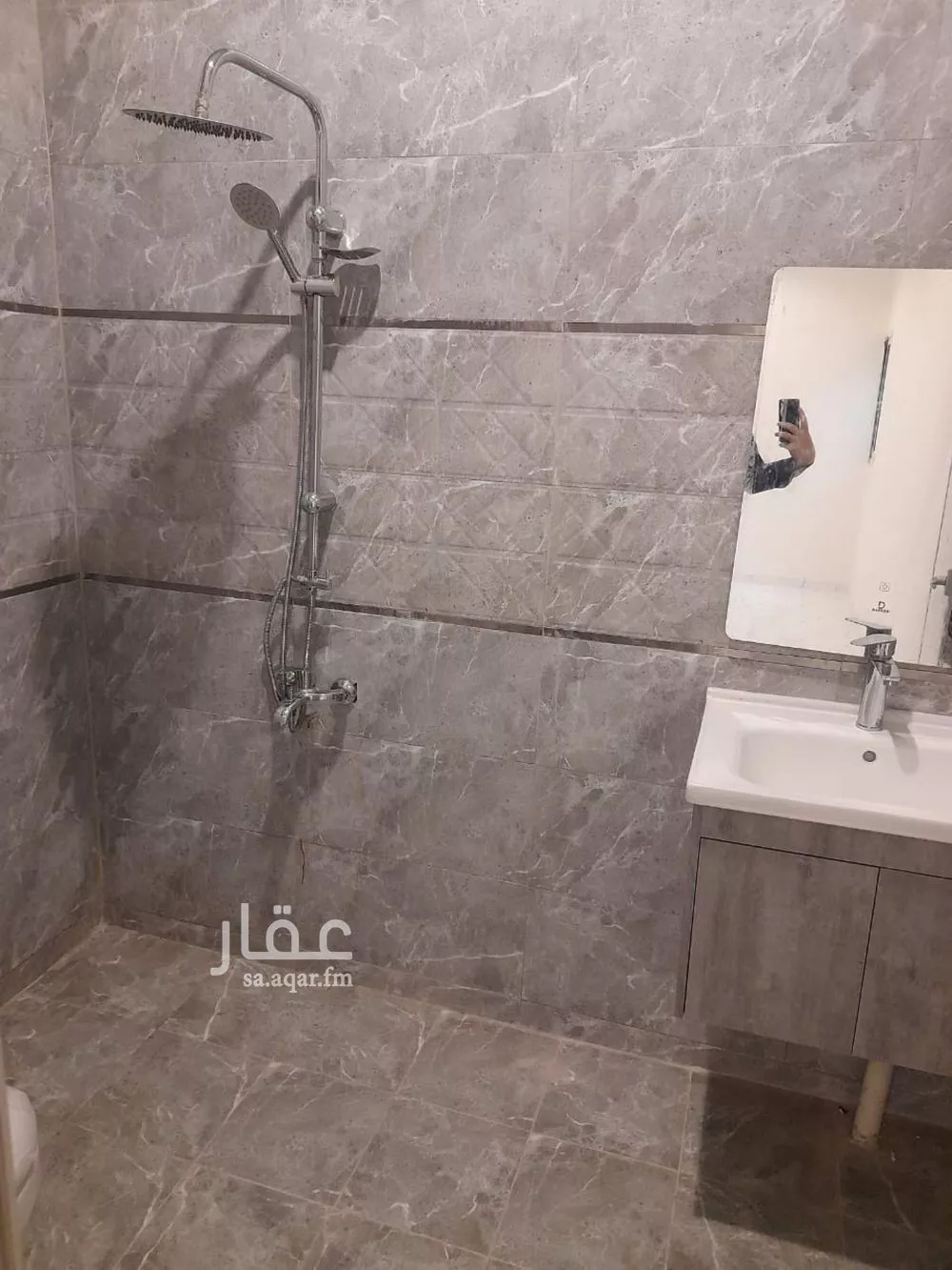 شقة 3 غرف في النخيل 10