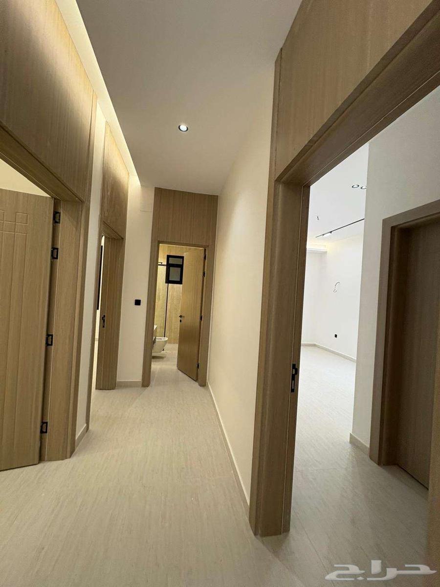 5 bedroom apartment in Al Difa 12