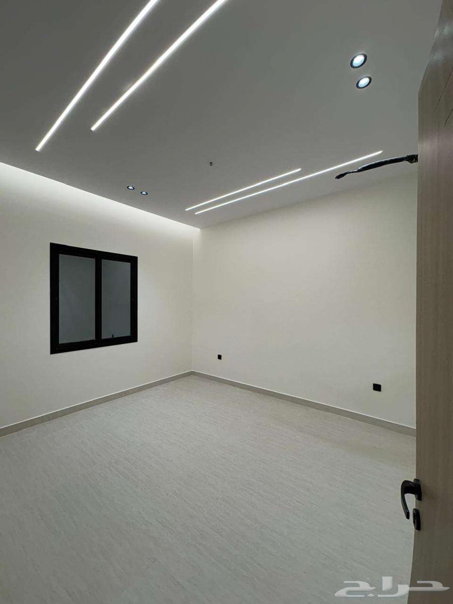 5 bedroom apartment in Al Difa 17
