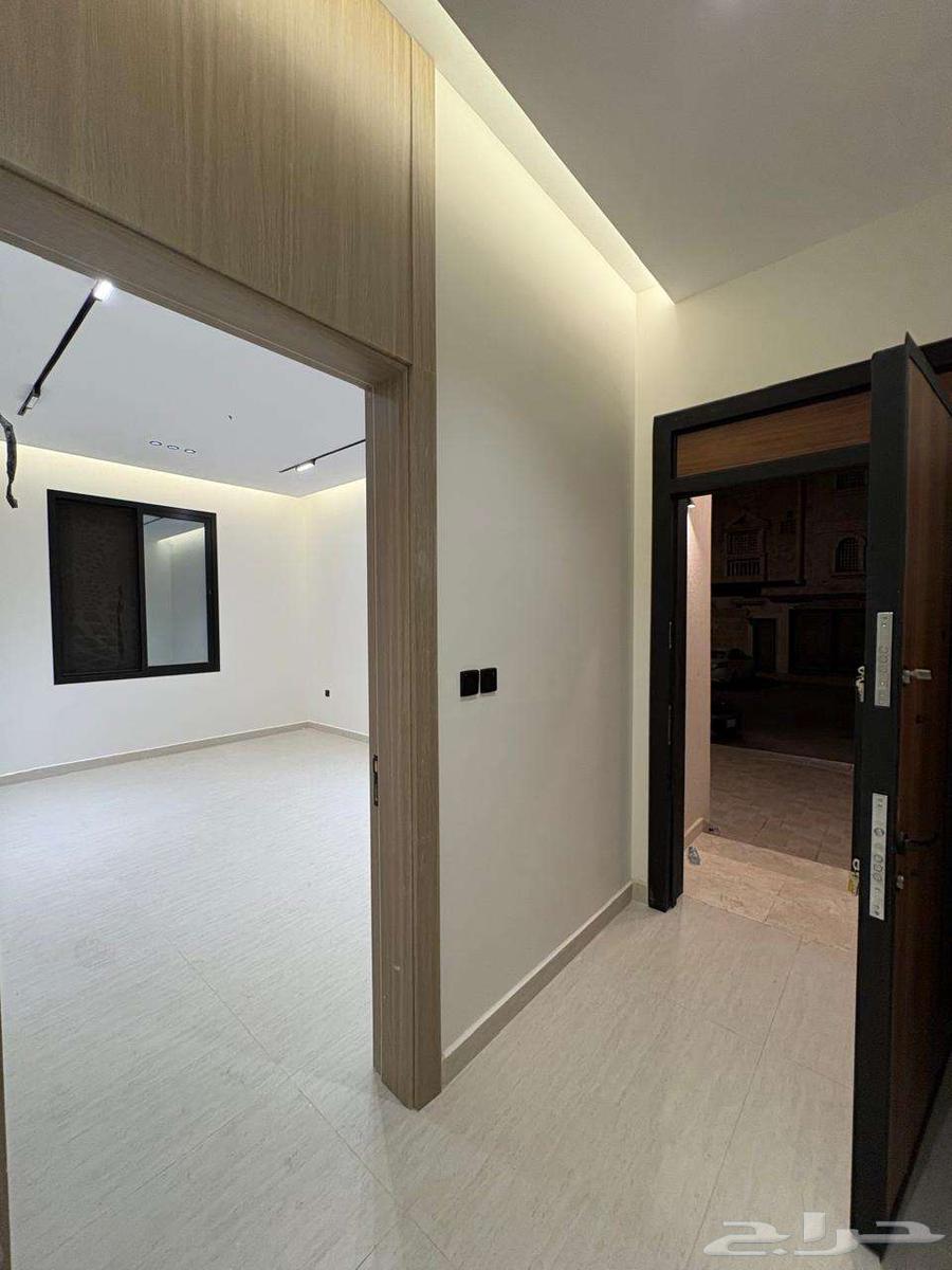 5 bedroom apartment in Al Difa 3