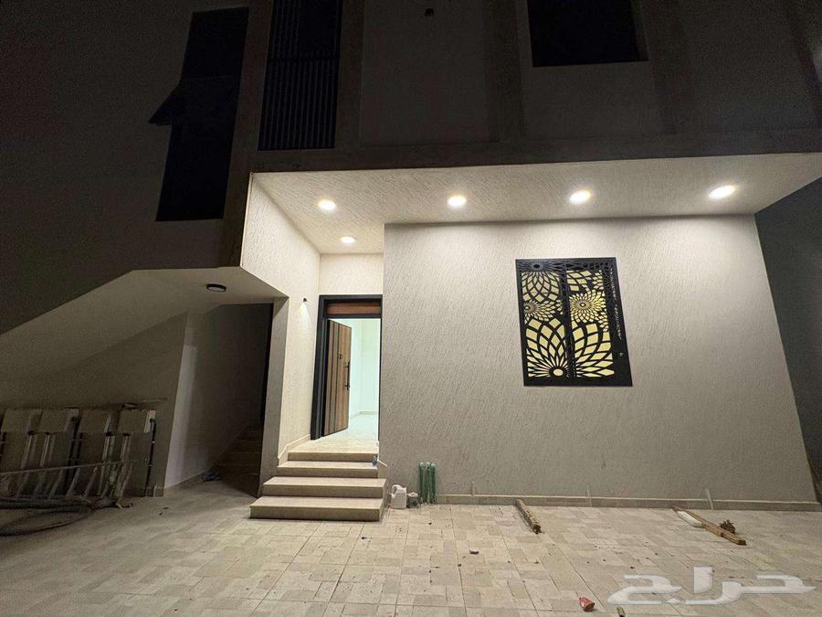 5 bedroom apartment in Al Difa 7