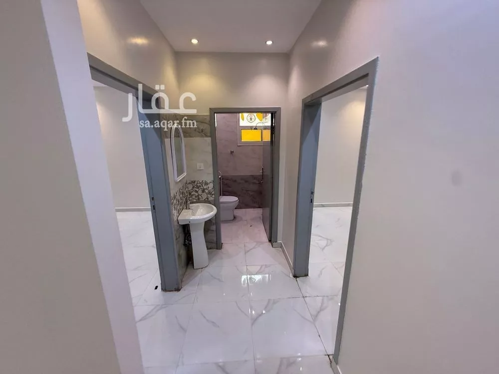 3 bedroom floor in Al Munsiyah 13