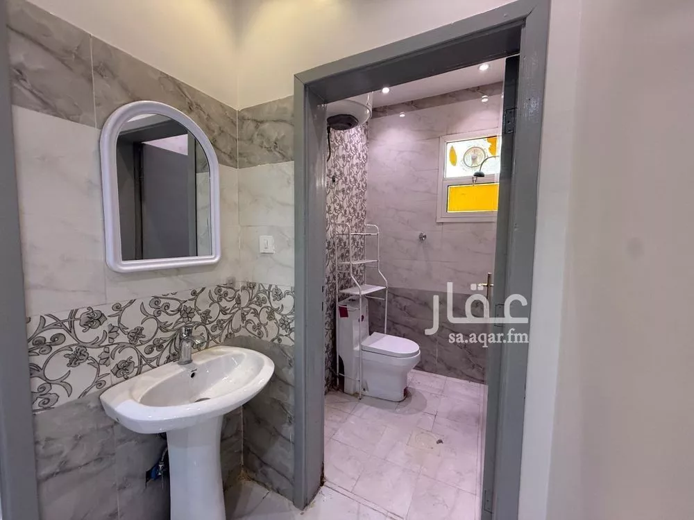 3 bedroom floor in Al Munsiyah 14
