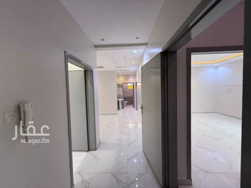 3 bedroom floor in Al Munsiyah 7