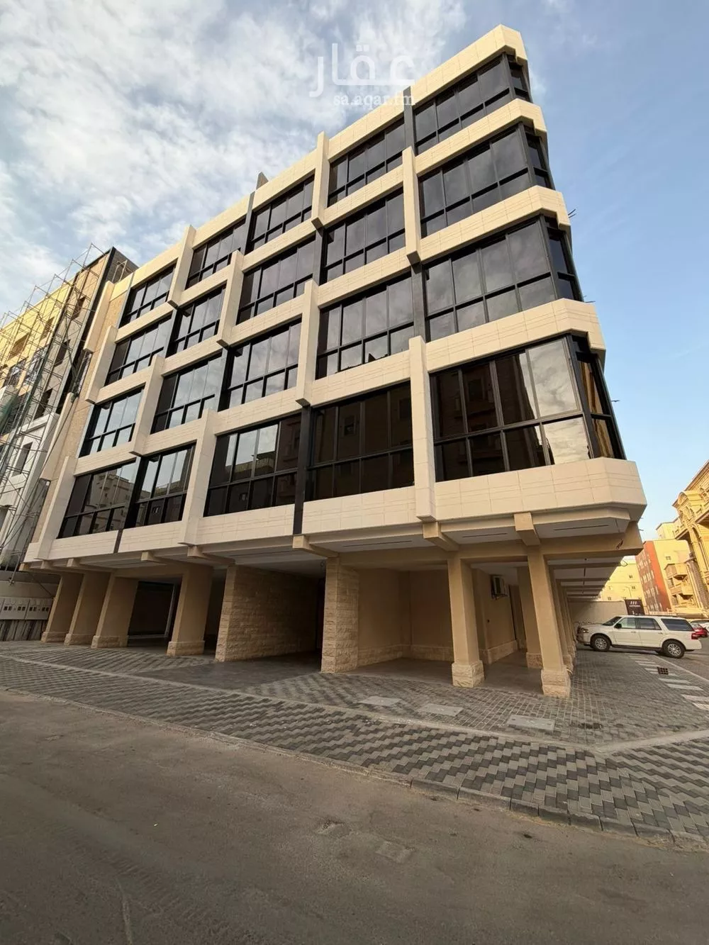 4 bedroom apartment in Al Zahra 13