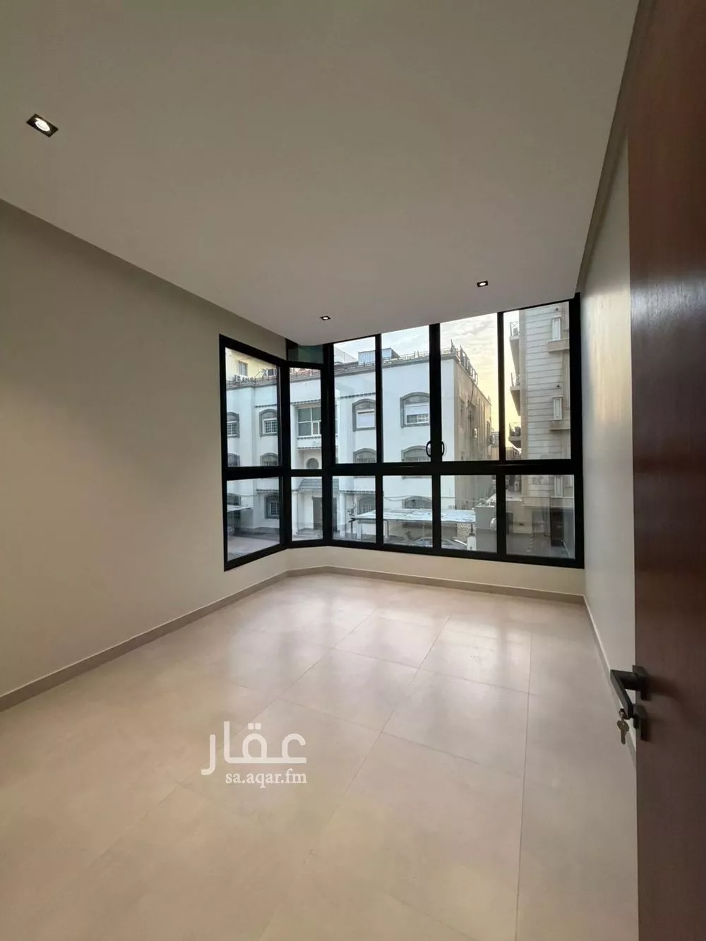 4 bedroom apartment in Al Zahra 8