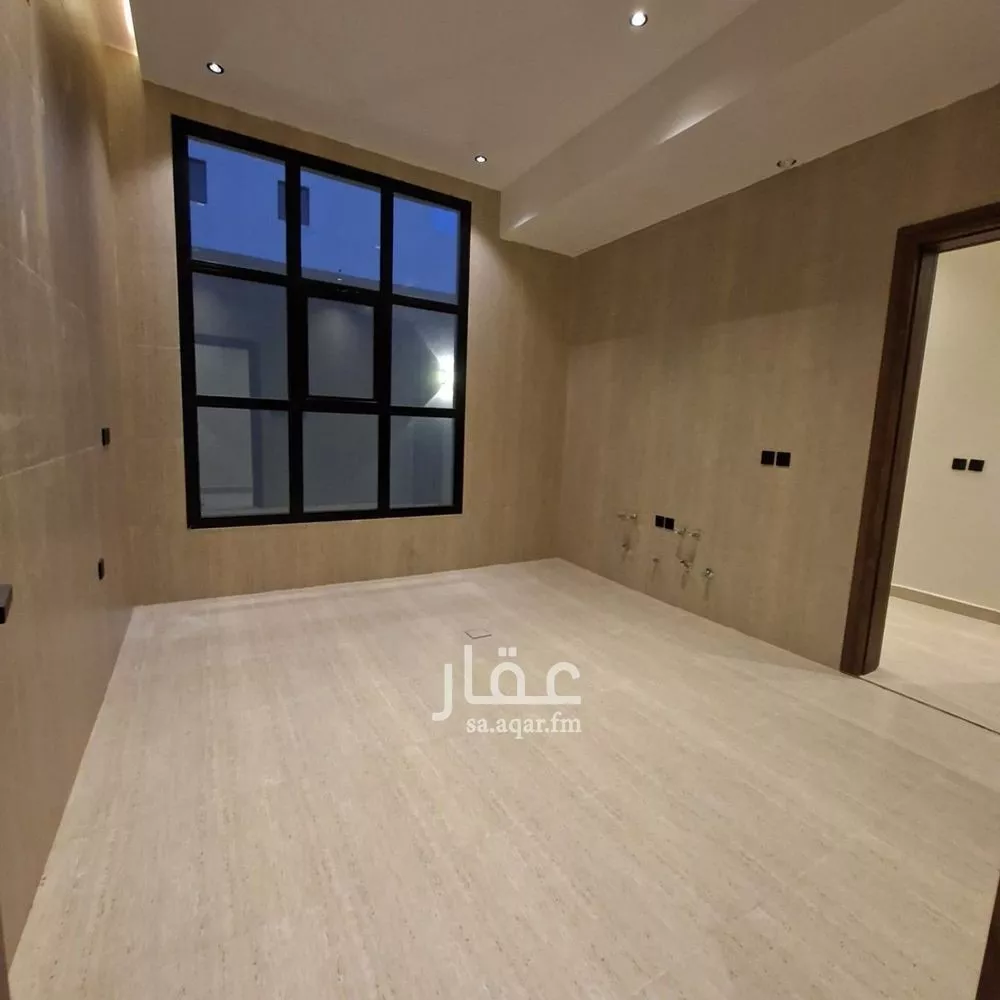 4 bedroom floor in Ash Sharq 7