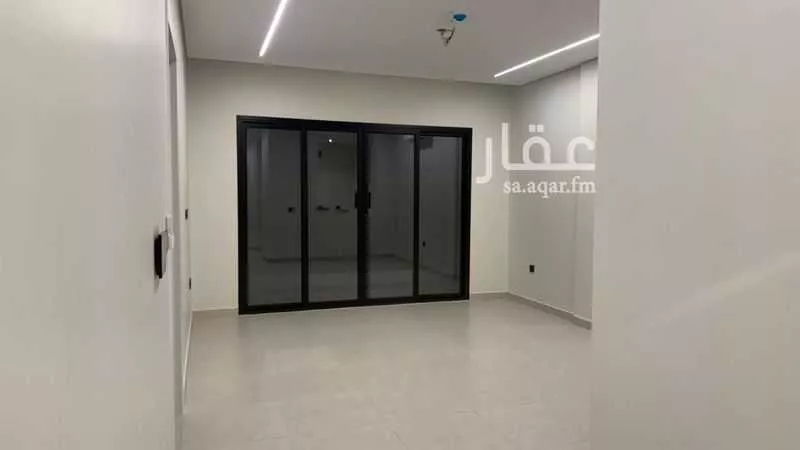 شقة 3 غرف في البحر 8