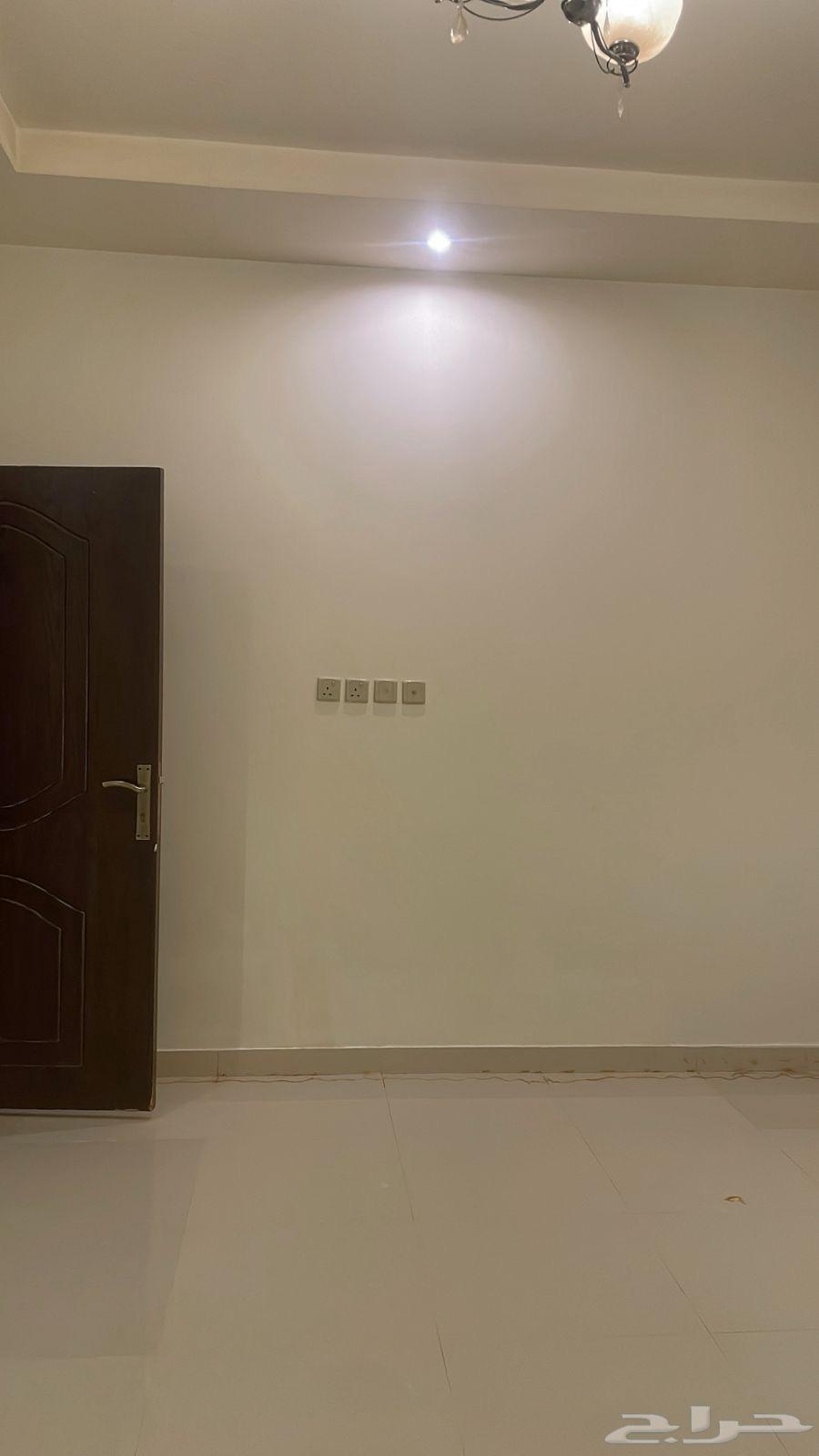 3 bedroom apartment in Al Rimal 6