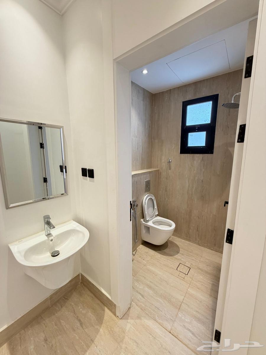 4 bedroom apartment in Al Qadisiyah 13