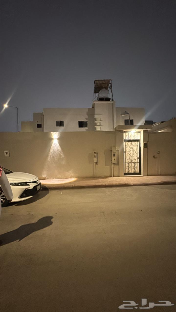 فيلا 12 غرف في الملز 2