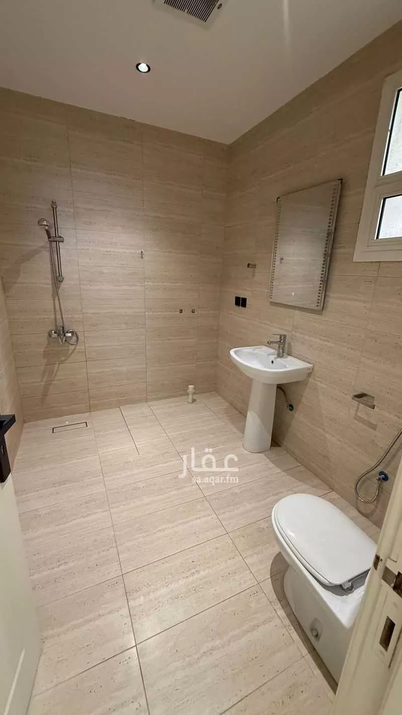 دور 3 غرف في الملقا 8