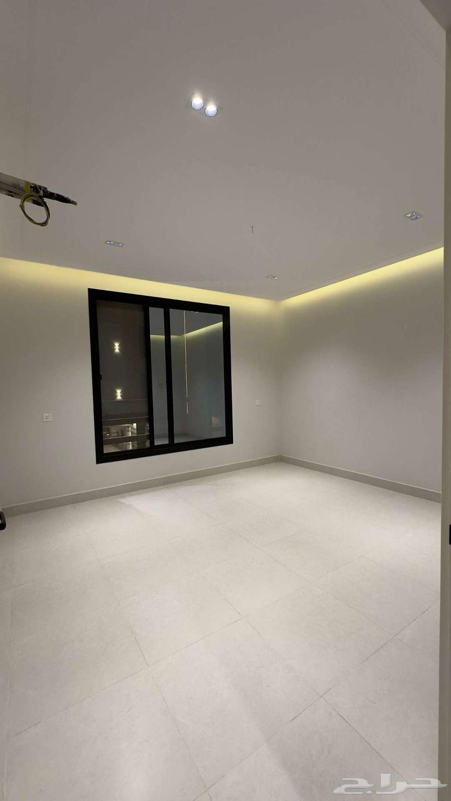 6 bedroom apartment in King Fahd 15