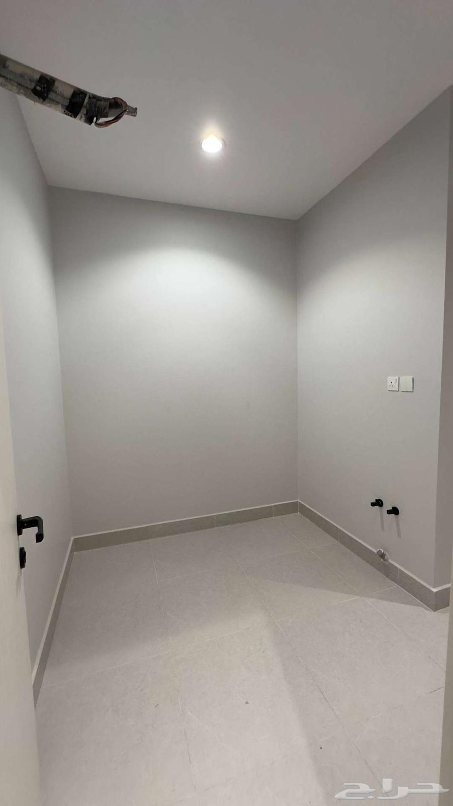6 bedroom apartment in King Fahd 10