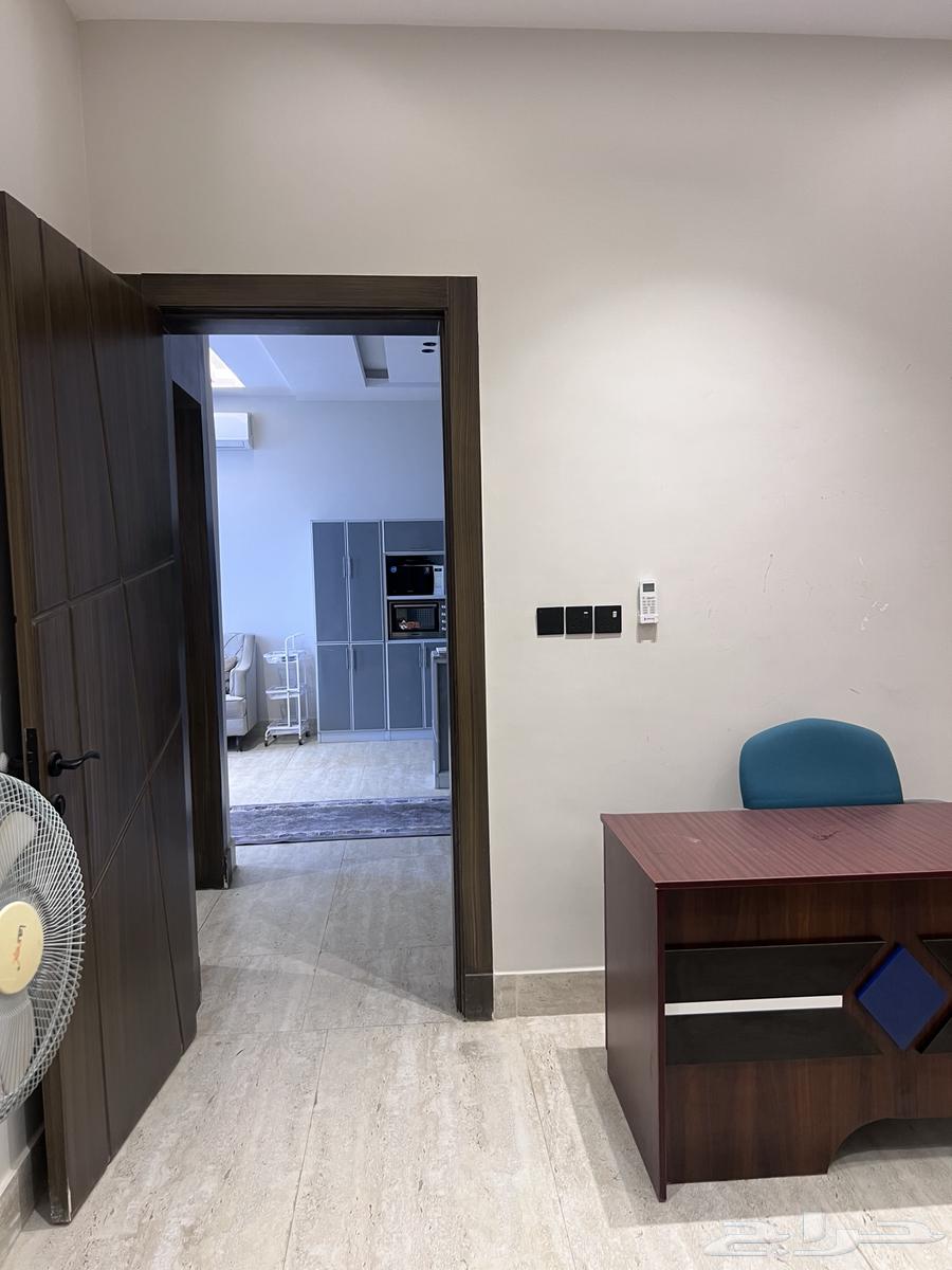 6 bedroom apartment in Ash Shulah 20