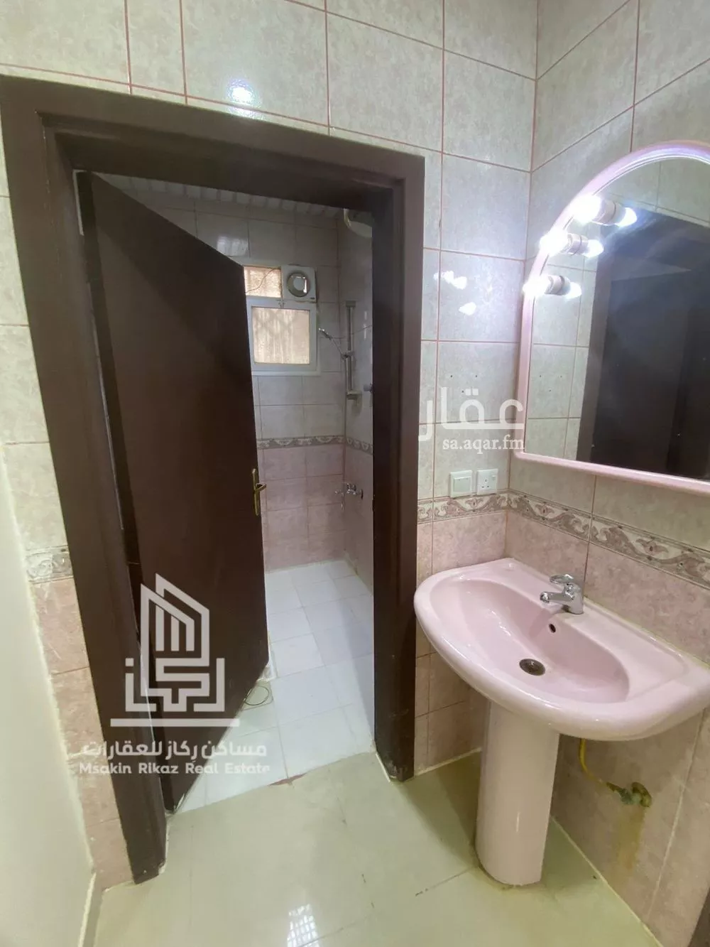 5 bedroom floor in Al Salam 14