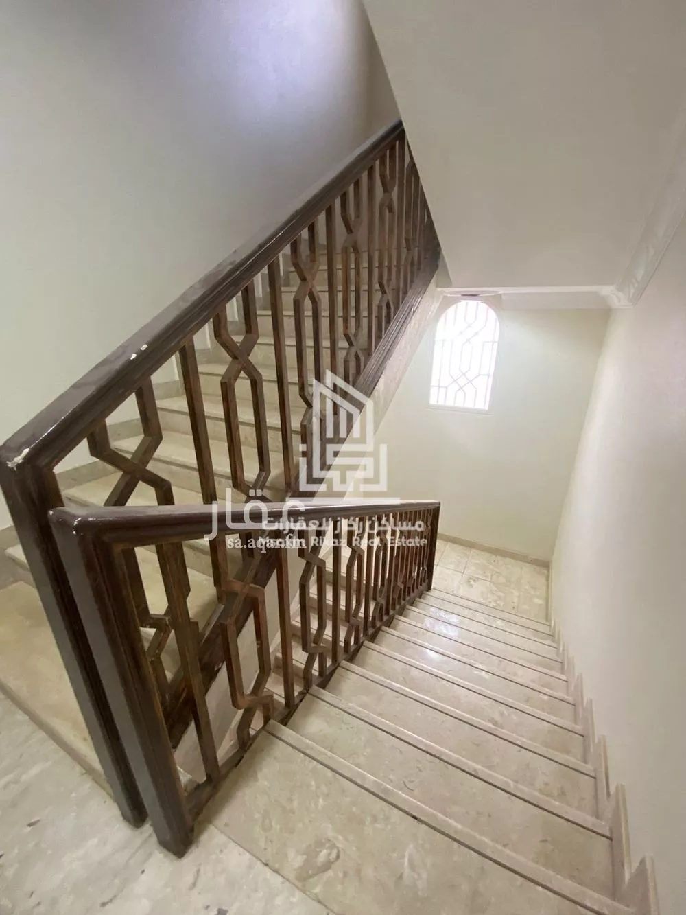 5 bedroom floor in Al Salam 3