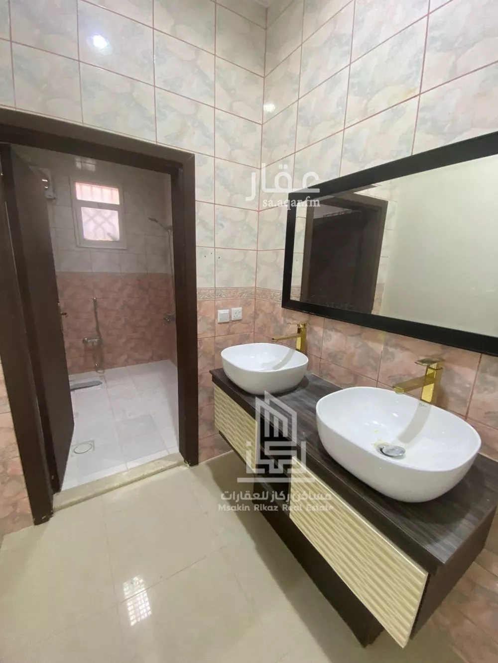 5 bedroom floor in Al Salam 7