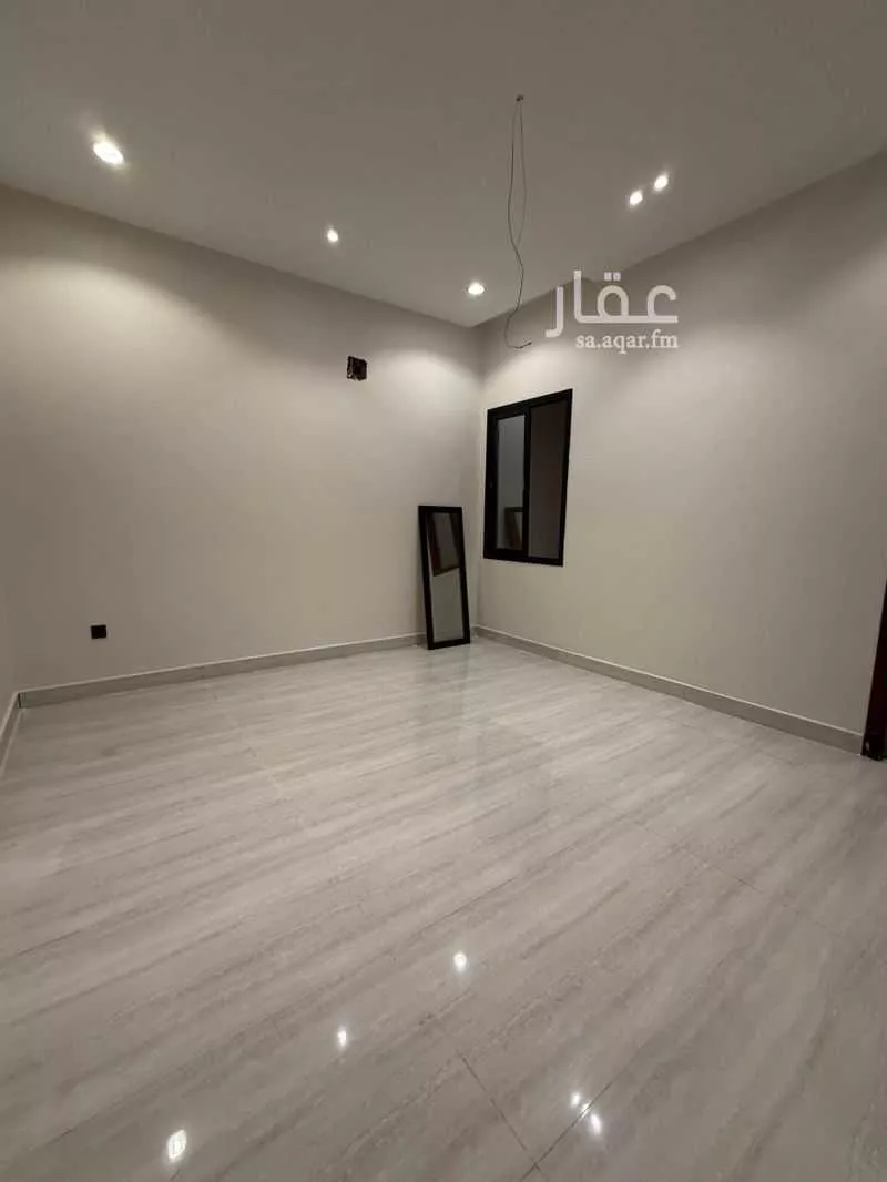 شقة 6 غرف في بدر 5