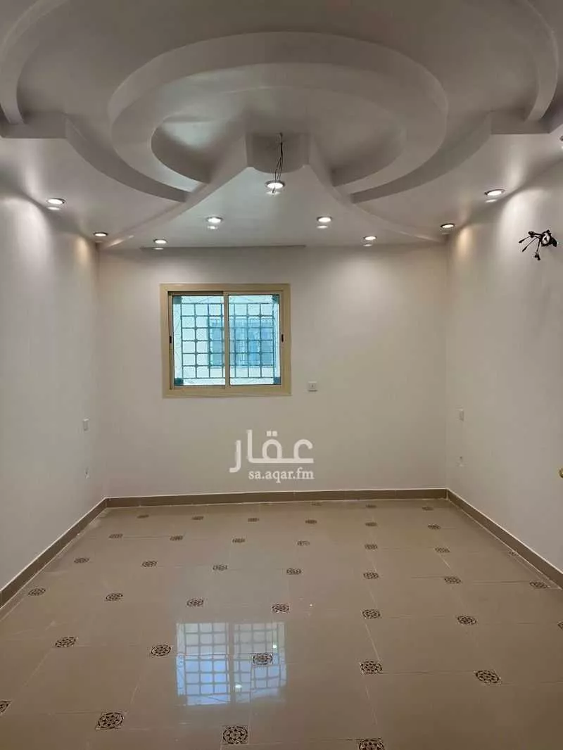 شقة 4 غرف في جشم 4