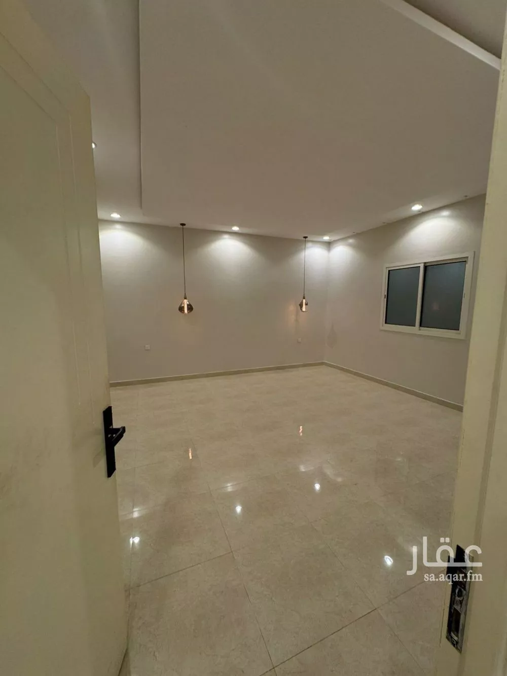 3 bedroom floor in Tuwaiq 8