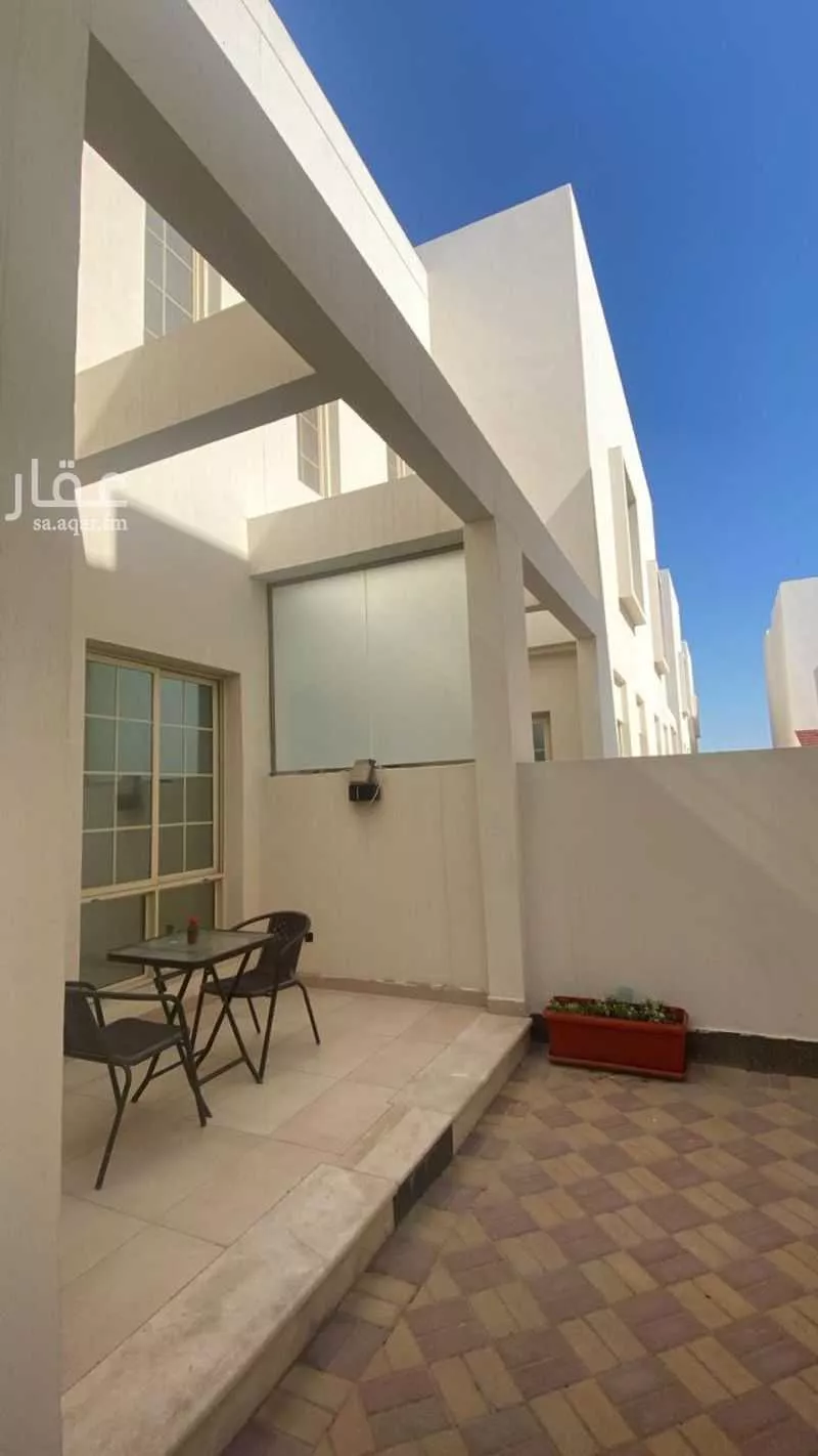 3 bedroom villa in Al Amwaj 6