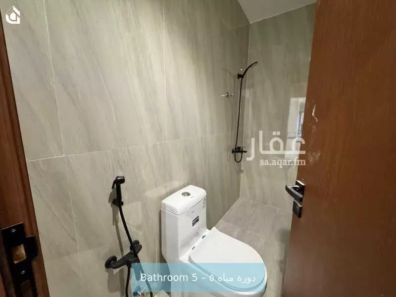 دور 3 غرف في العارض 14