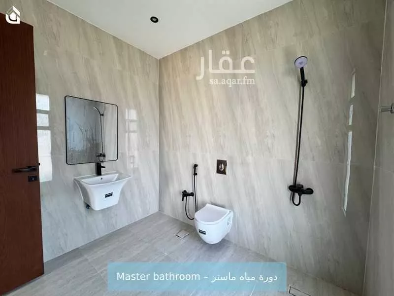 دور 3 غرف في العارض 10