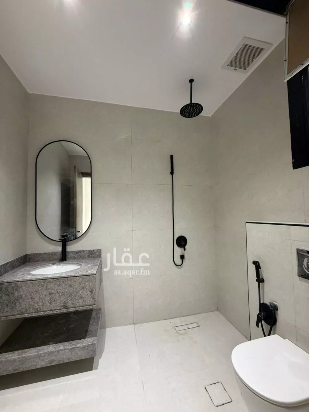 6 bedroom villa in Al Mahdiyyah 15