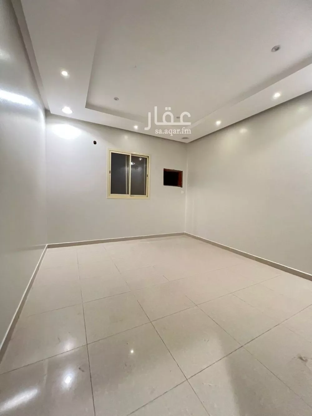 5 bedroom floor in King Faisal 10