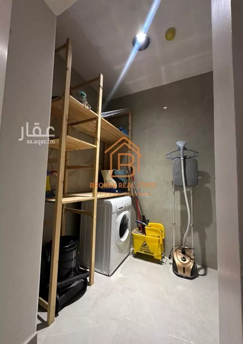 شقة 2 غرف في الملقا 8