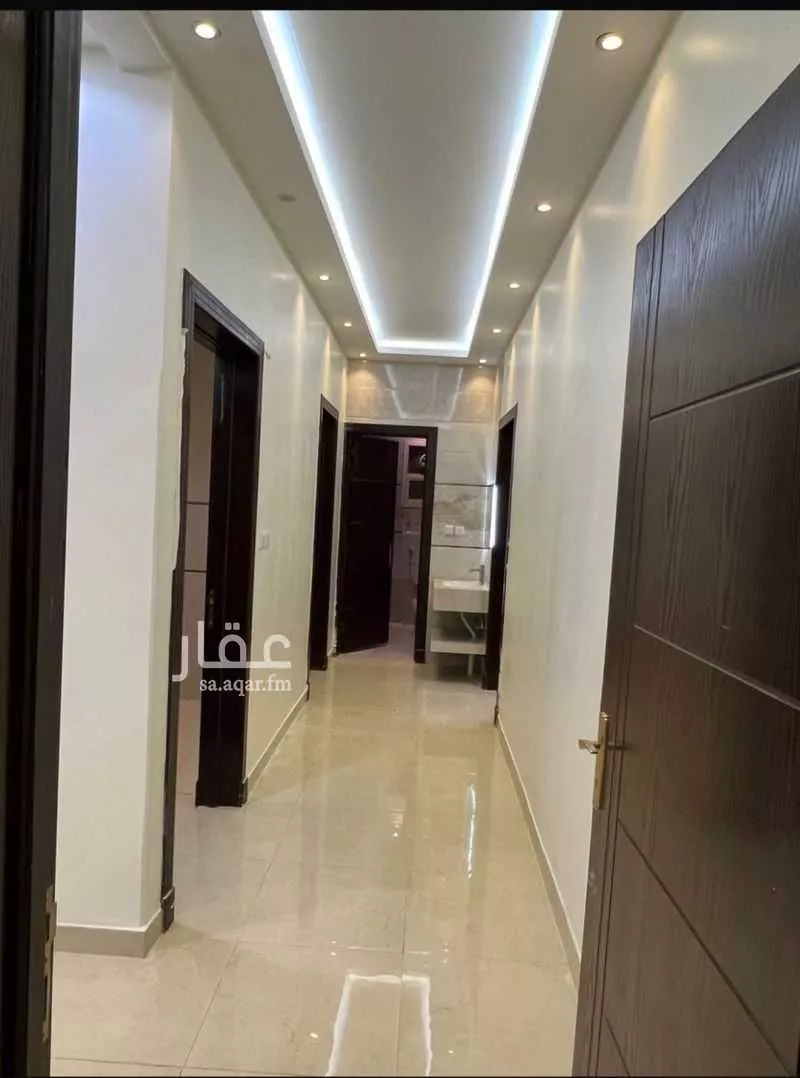 3 bedroom floor in Okaz 4