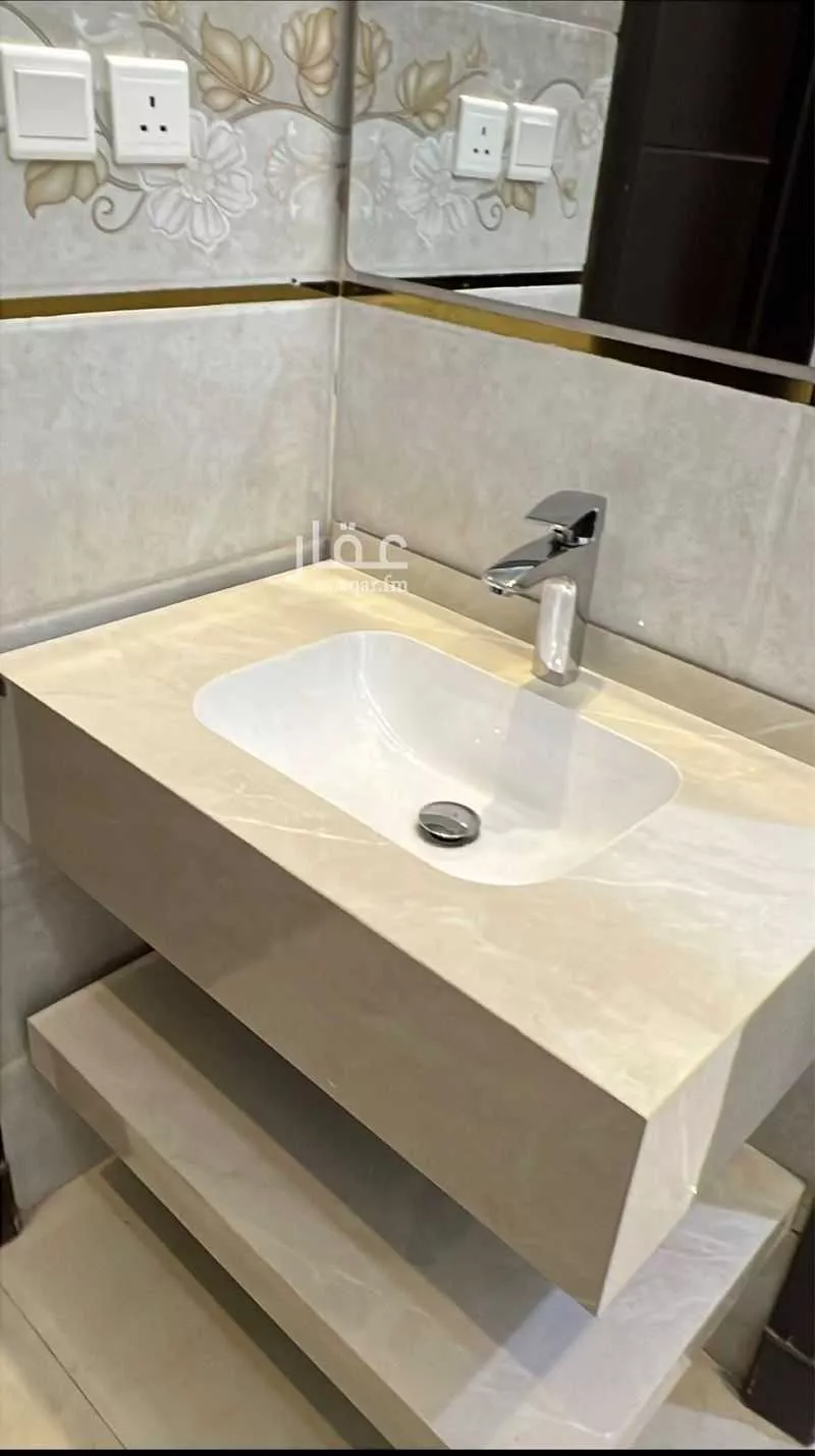 3 bedroom floor in Okaz 6