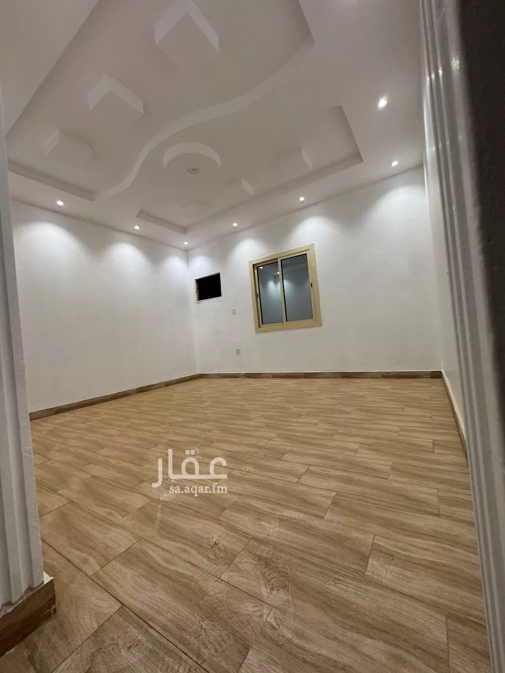 شقة 4 غرف في ام حبلين 4
