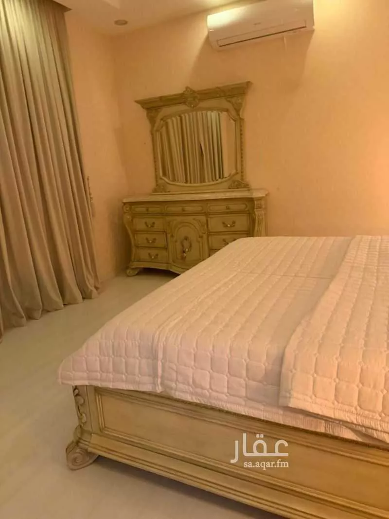 4 bedroom floor in Irqah 8