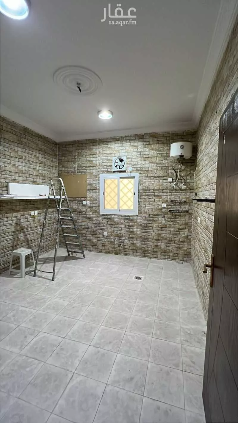 4 bedroom apartment in Al Ajawid 9