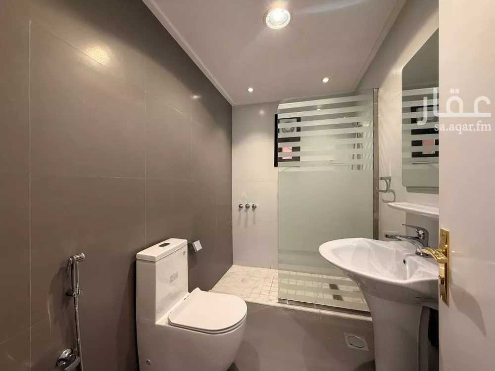 3 bedroom villa in Riyadh 15