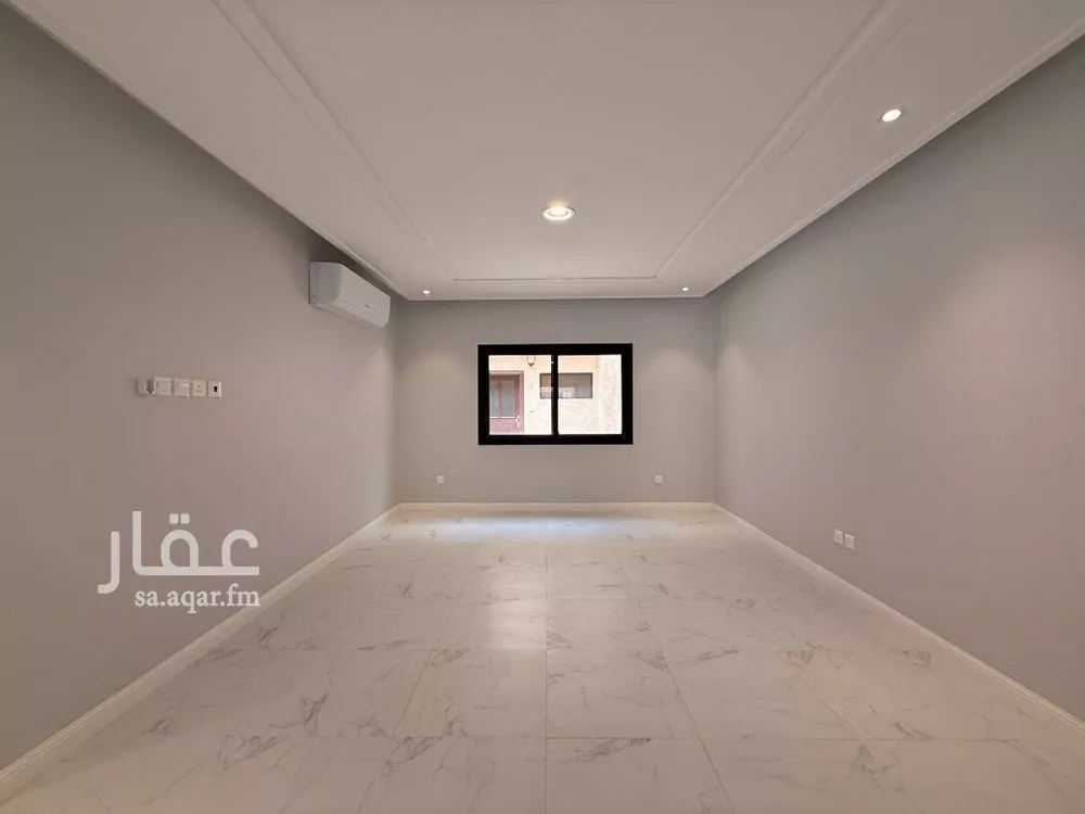 فيلا 3 غرف في النخيل 2
